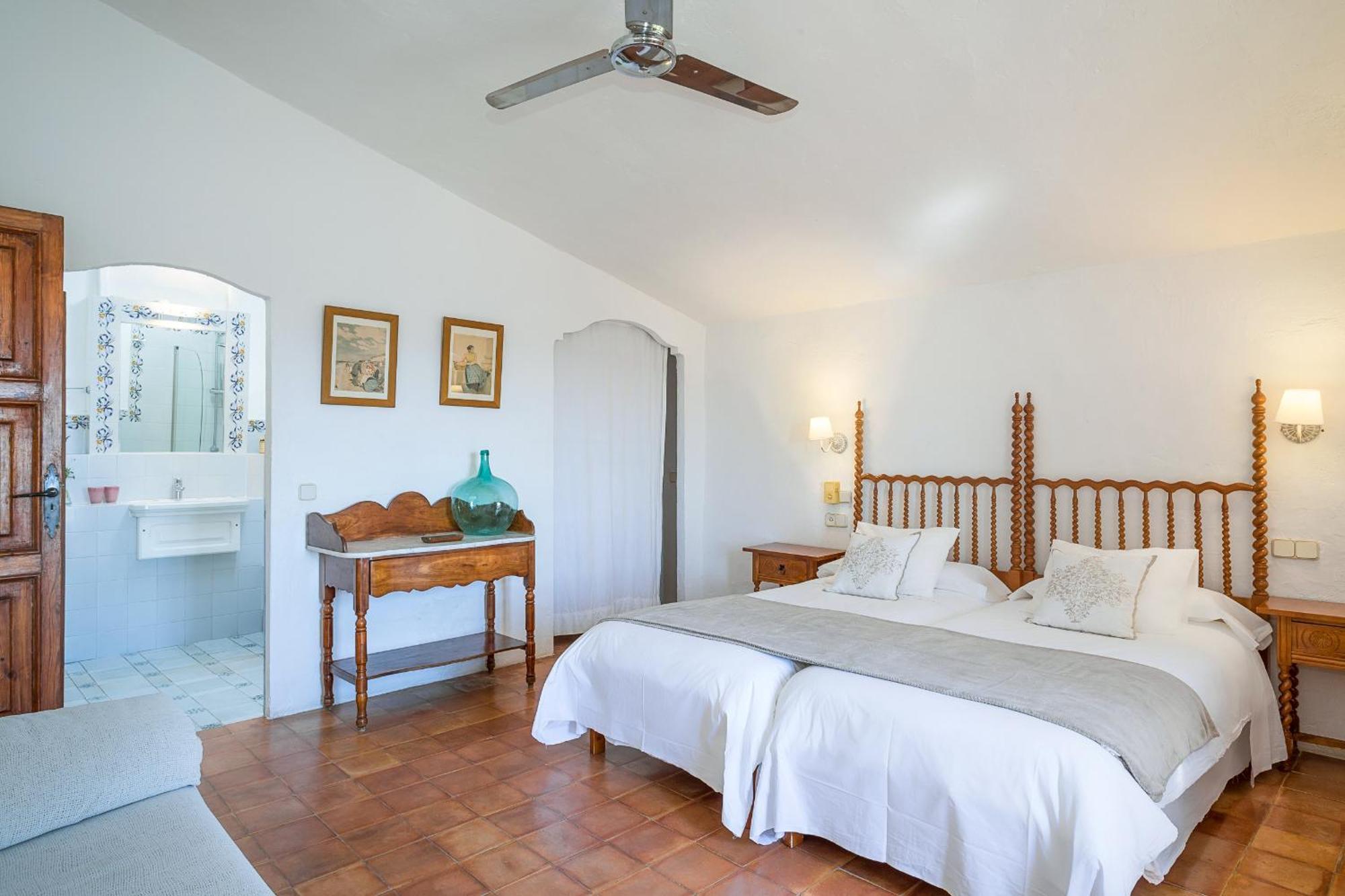 Finca Es Castell Binibona Bagian luar foto