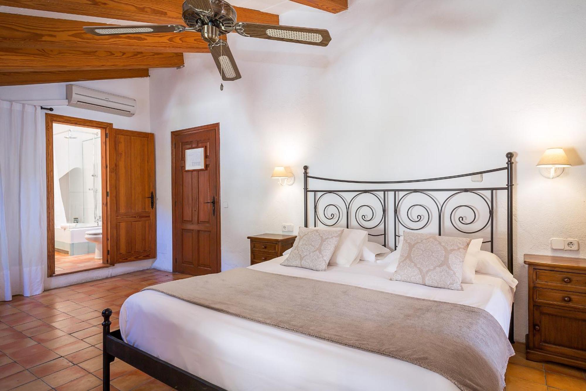 Finca Es Castell Binibona Ruang foto