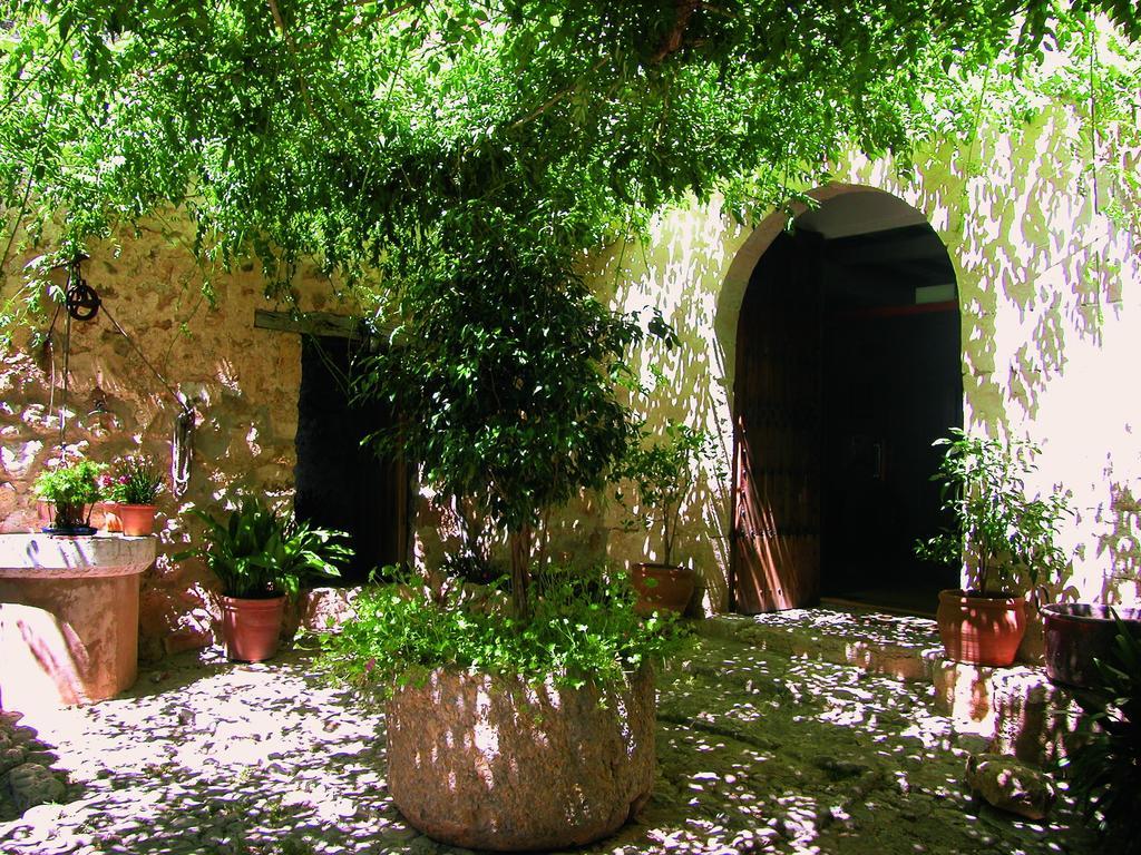 Finca Es Castell Binibona Bagian luar foto